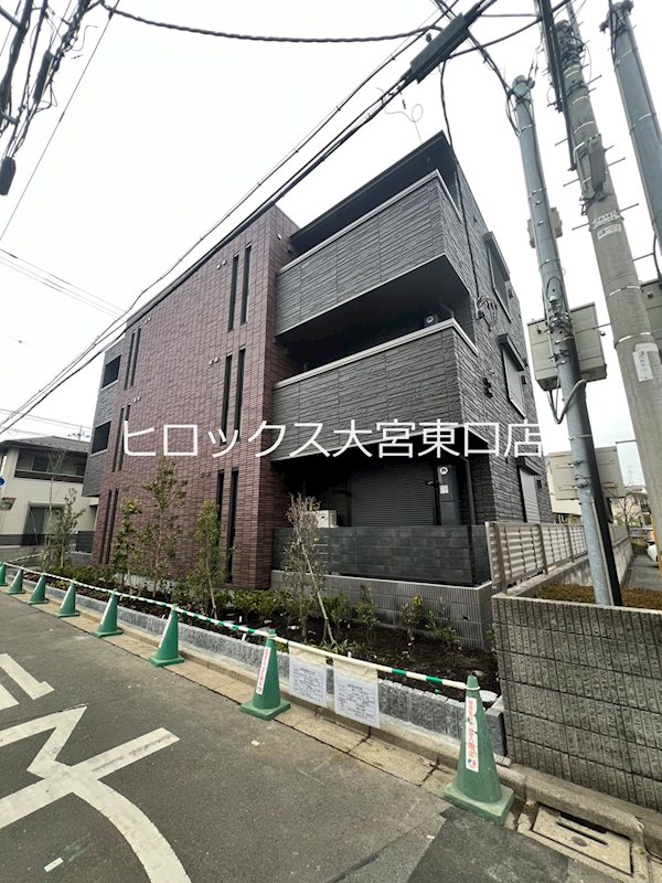 ルクセール　タカバ 301号室 外観