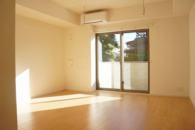 アーバン　メロウ リビング