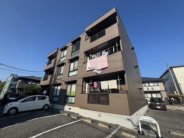 マンション・メルヴェーユ 301号室 外観