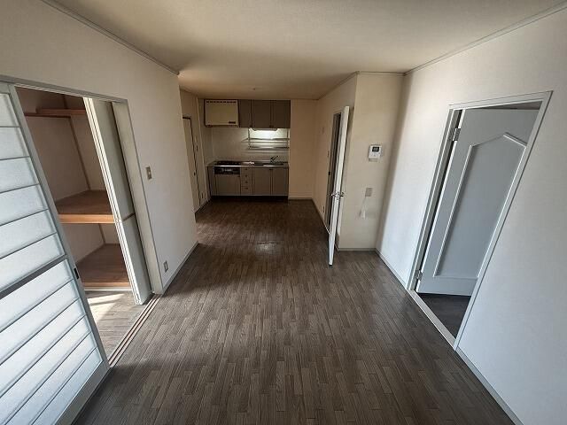 マンション・メルヴェーユ リビング