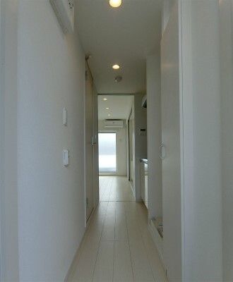 リブリ・プランドール大宮 玄関