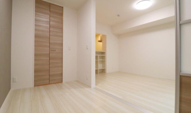 インペリアルヒルズ ベッドルーム