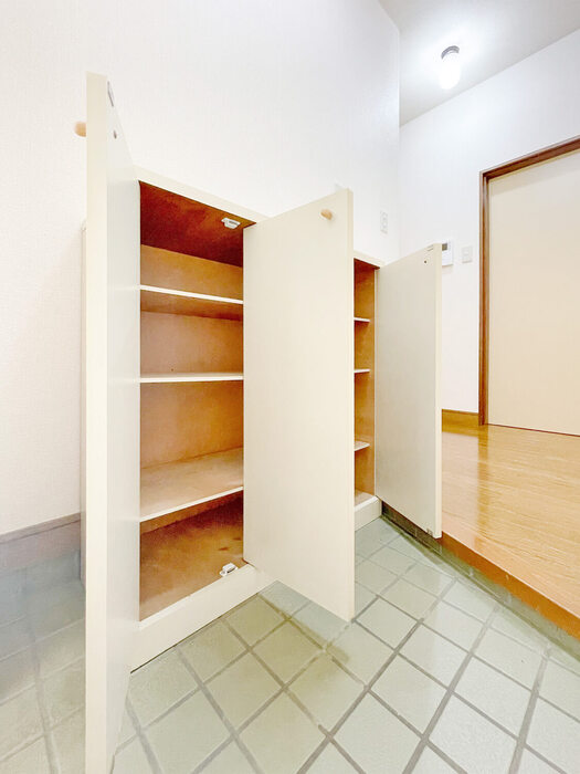 イーストグランドール　Ｂ 玄関