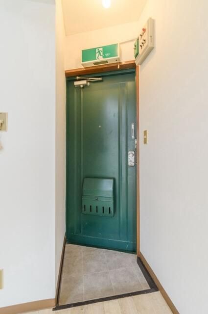 ロザール大宮 玄関