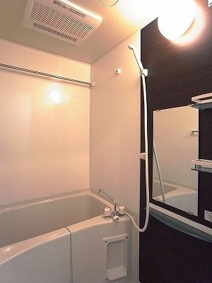 リブリ・アデーレ 風呂画像