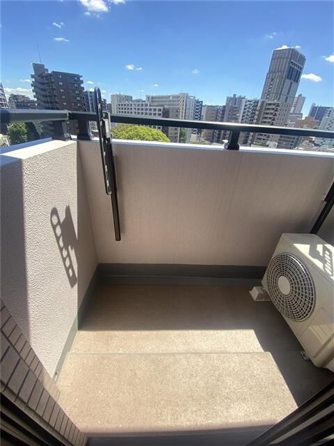 ライオンズヴィアーレ浦和常盤公園 ベランダ