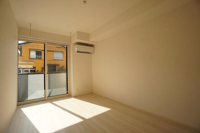 クレールレジデンス ベッドルーム