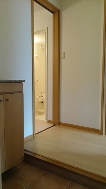 Ａｂｉｔａｚｉｏｎｅ領家 玄関