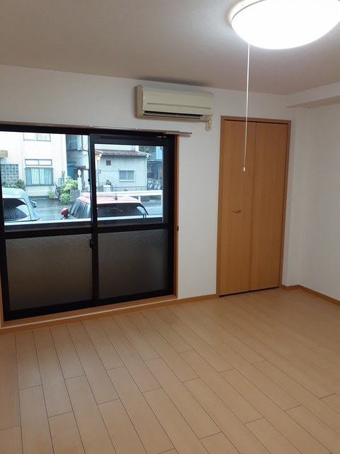 Ａｂｉｔａｚｉｏｎｅ領家 リビング