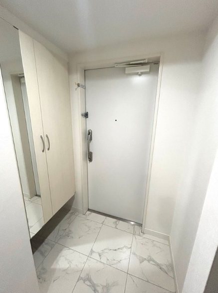 グランカーサさいたま新都心 玄関