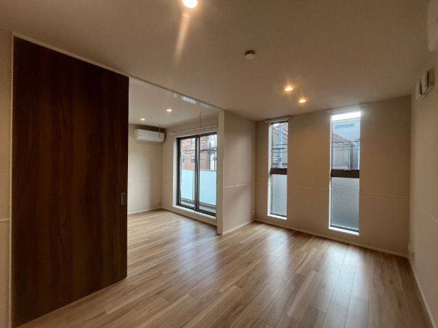 クレール・ド・ベルヴィル その他1