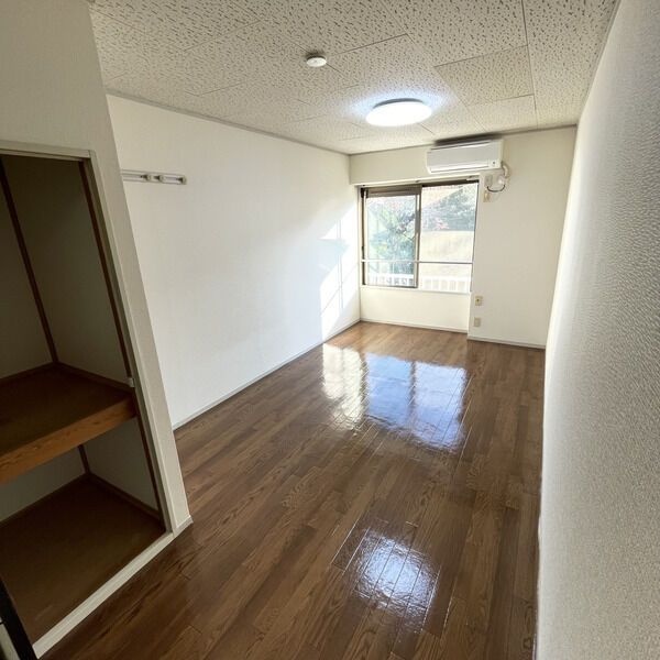 サンライトマンション リビング