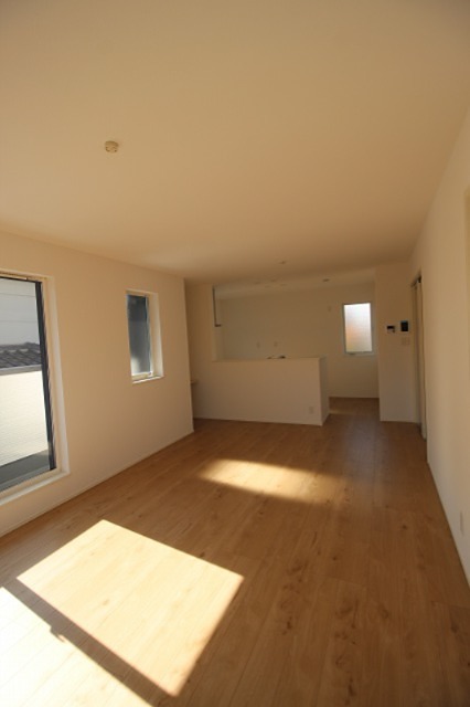 今羽町戸建貸家 リビング