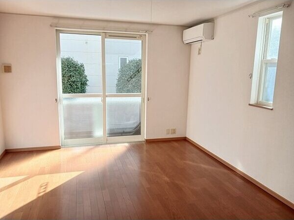 ハウディ五番町 リビング