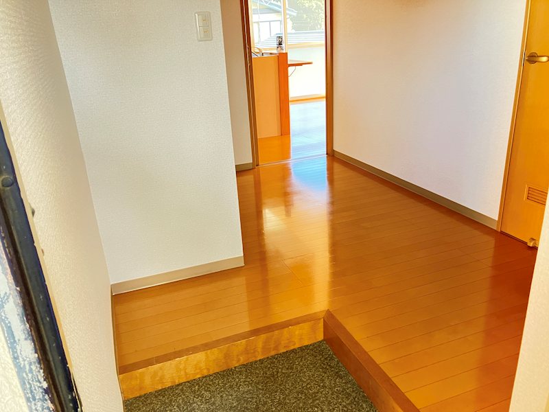 日東ハイツ 玄関