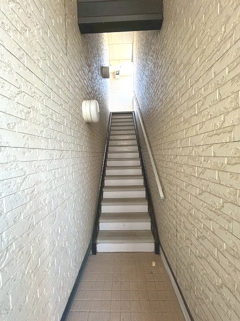 レオパレスGOYA本郷 その他外観1