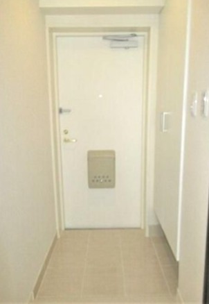 ライオンズガーデン大宮日進第2 玄関