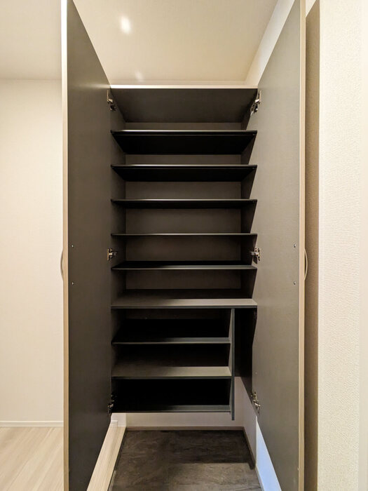 ノーブルパレス大原 玄関