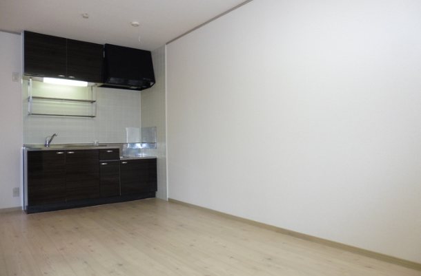 ハイツ・リヴァーサイド キッチン