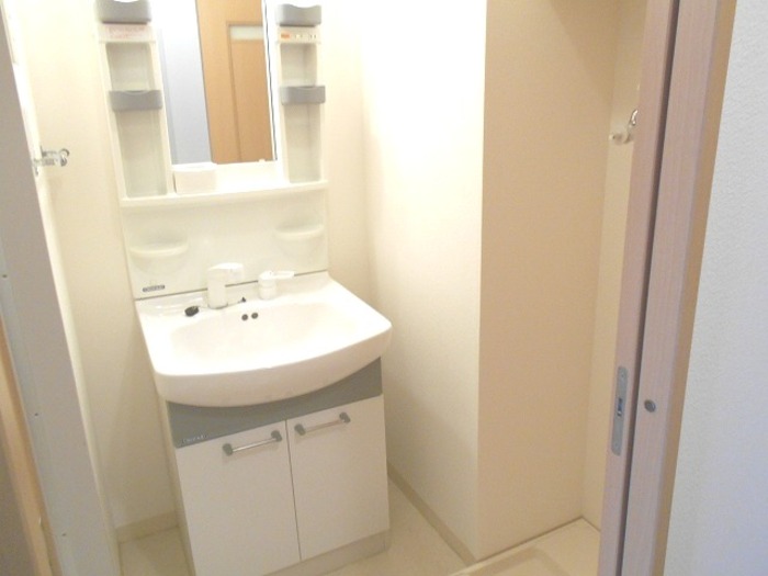 ウィスタリア その他2