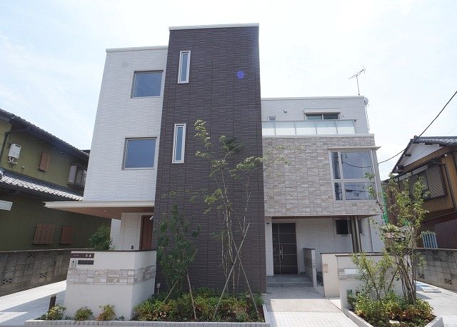 クレッシェンド 201号室 外観