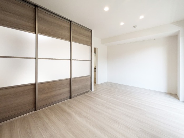 ノーブルパレス ベッドルーム