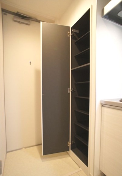 リブリ・宮Ⅱ 玄関