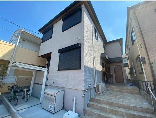 Camellia　House 102号室 外観