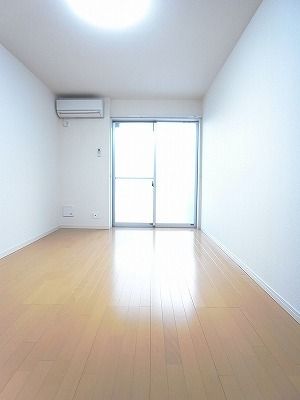 リブリ・アデーレ リビング