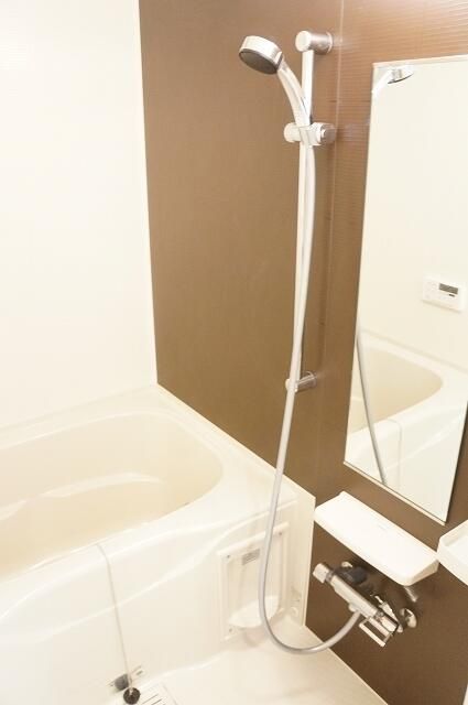 シャン　ラフレシール 風呂画像