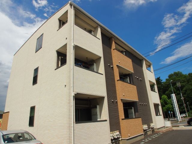 エターナルプレース 303号室 外観