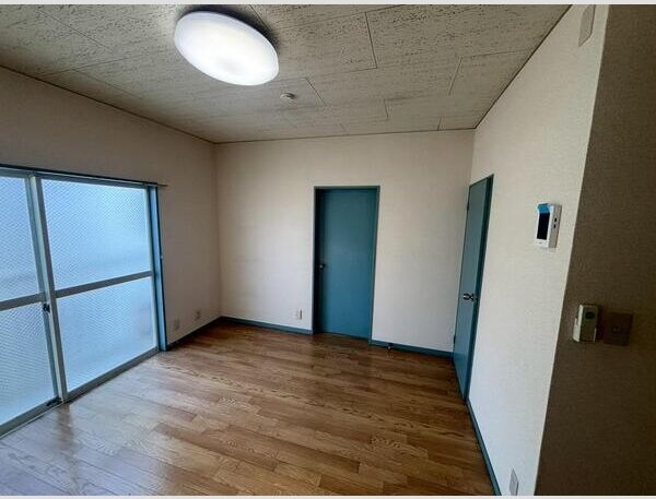 ソワーズ大宮 リビング