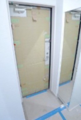 KLEIS北上尾 玄関