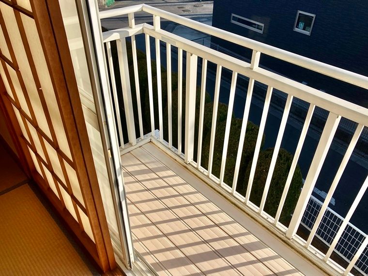 緑丘戸建 ベランダ