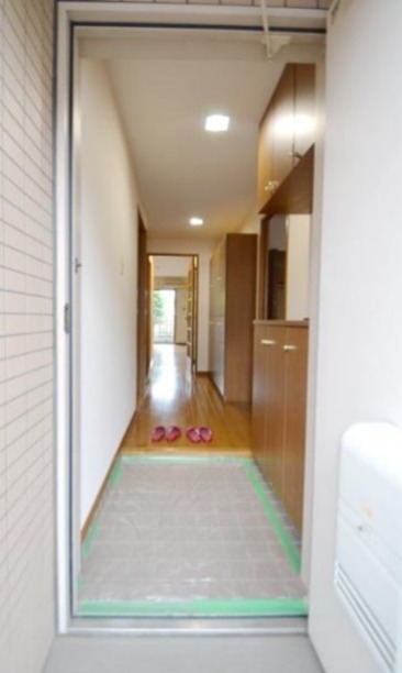 アーバン・ヴィラ 玄関