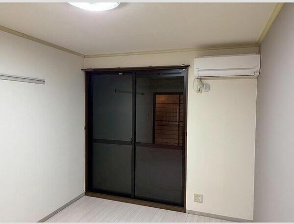 セゾン辻本 リビング