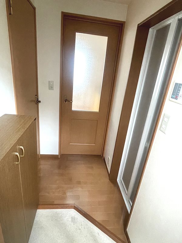 ツインリーブス南館 玄関