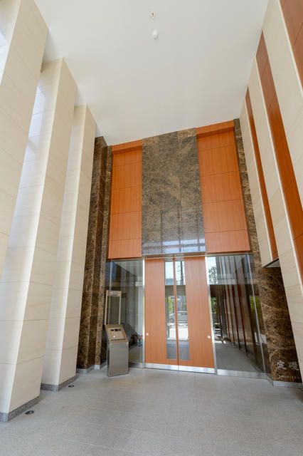 ドゥーエ大宮 玄関