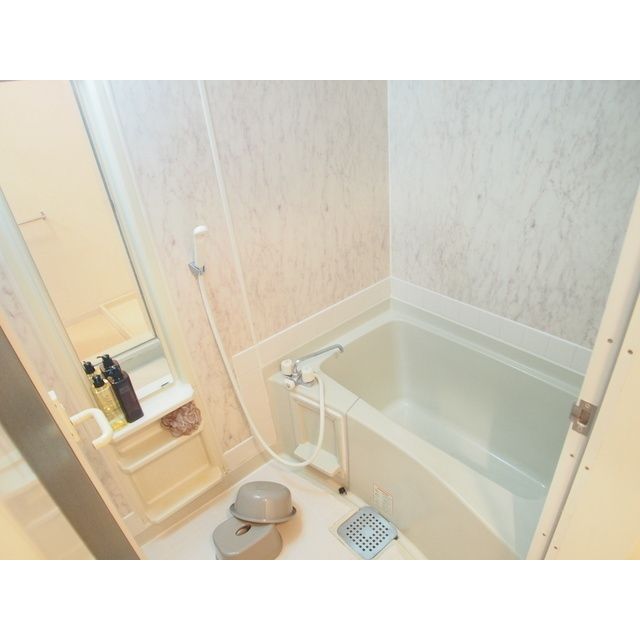 ホワイトヴィラ大宮 風呂画像