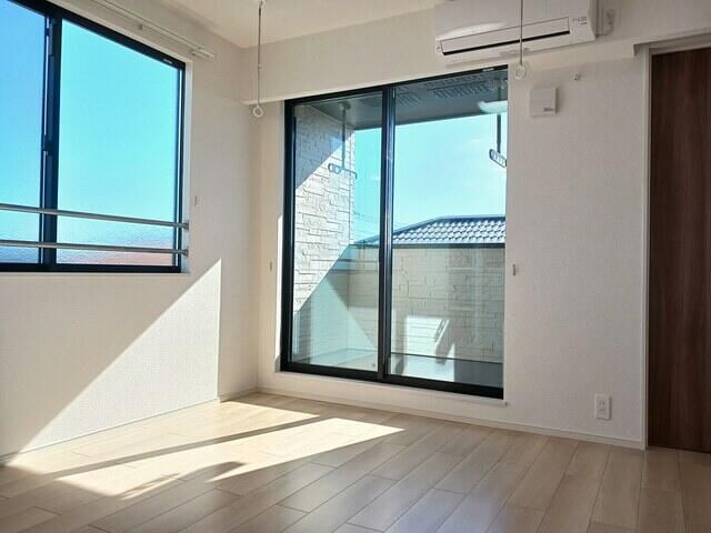 ルリアン リビング