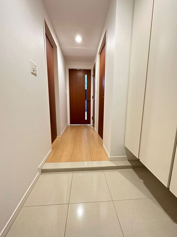 ドゥーエ大宮 玄関