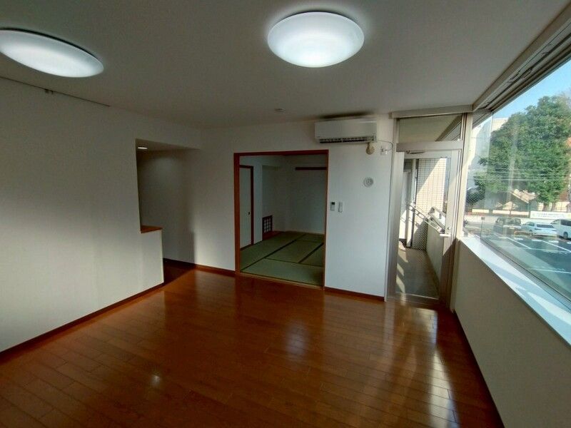 グランファミリエ大宮 リビング