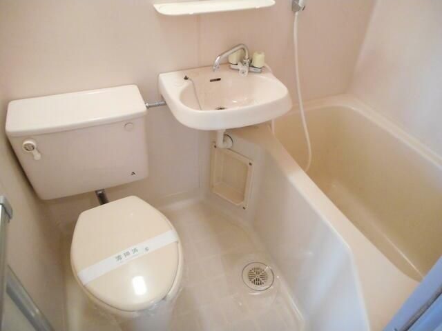 レントハウス奈良町． 風呂画像