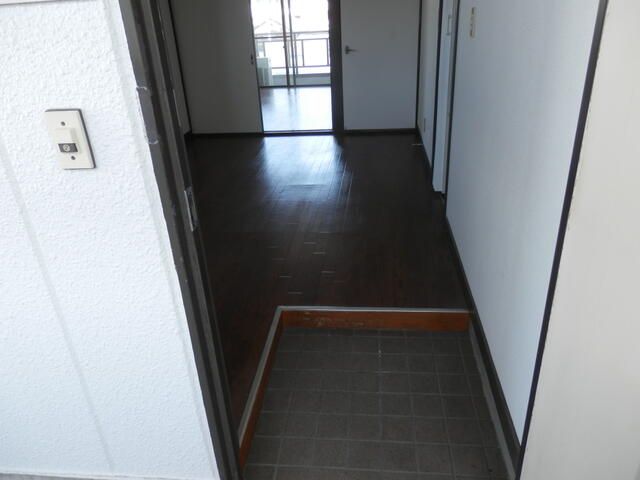 貸マンション さいたま市北区宮原町１丁目462-3 玄関