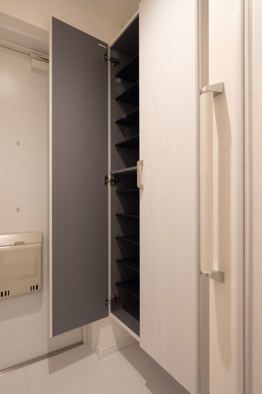 RASTポワール 玄関