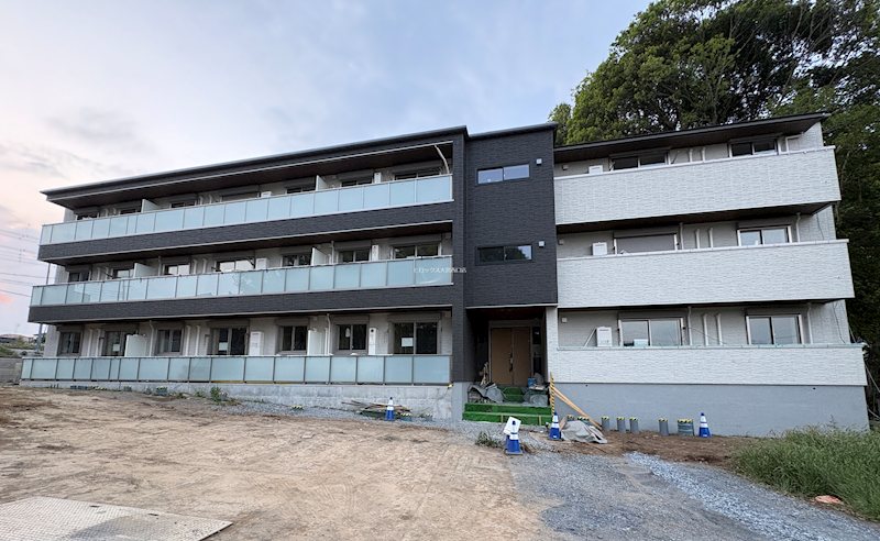 レデン 303号室 外観