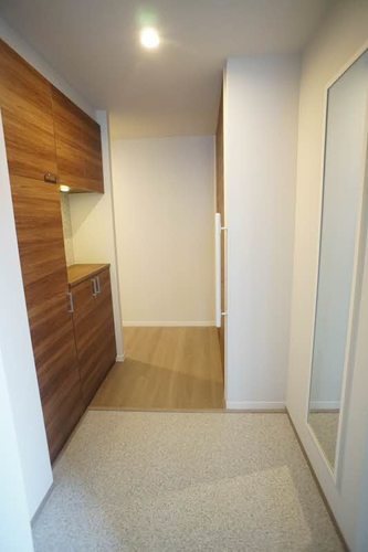 フォンターナ鈴谷 玄関