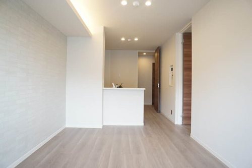 フォンターナ鈴谷 リビング