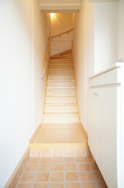 エヴァ－グリ－ン　モアウエスト 玄関