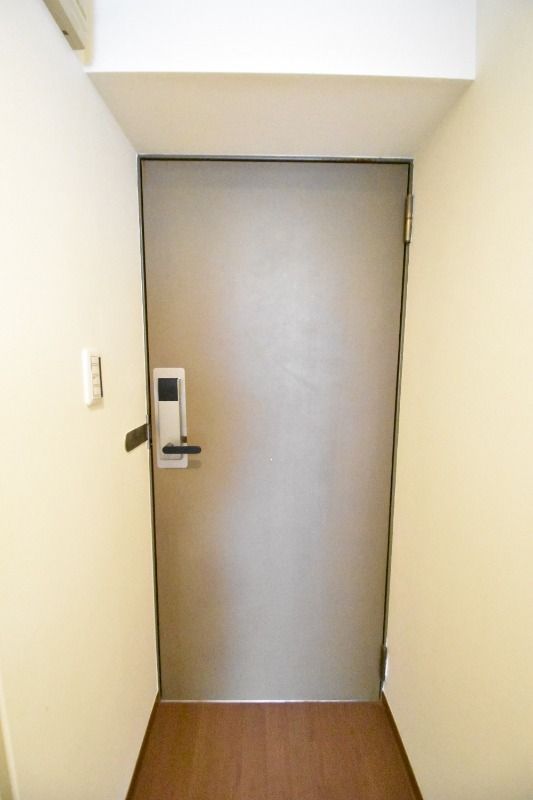 リバティー大宮 玄関